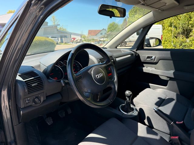 AUDI A2