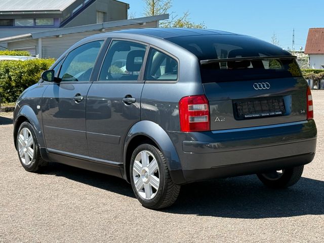 AUDI A2