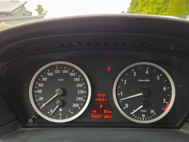 BMW 525