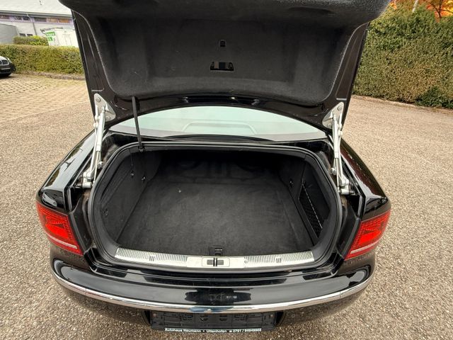 VW Phaeton