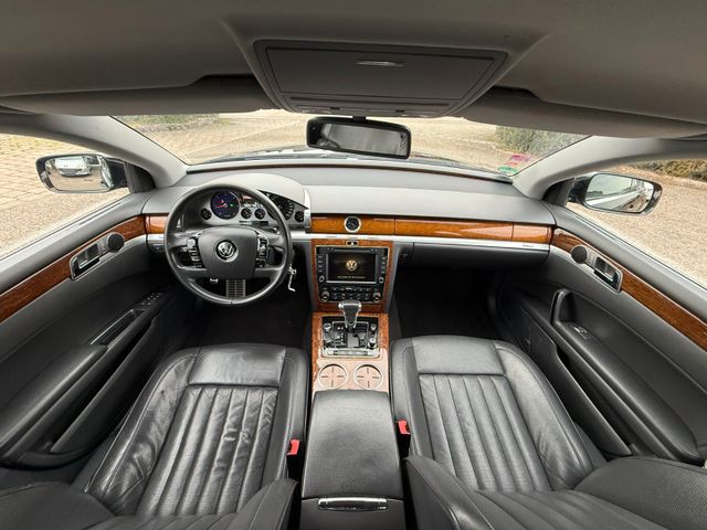 VW Phaeton