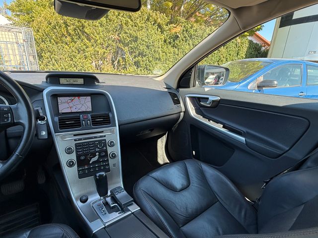 VOLVO XC 60